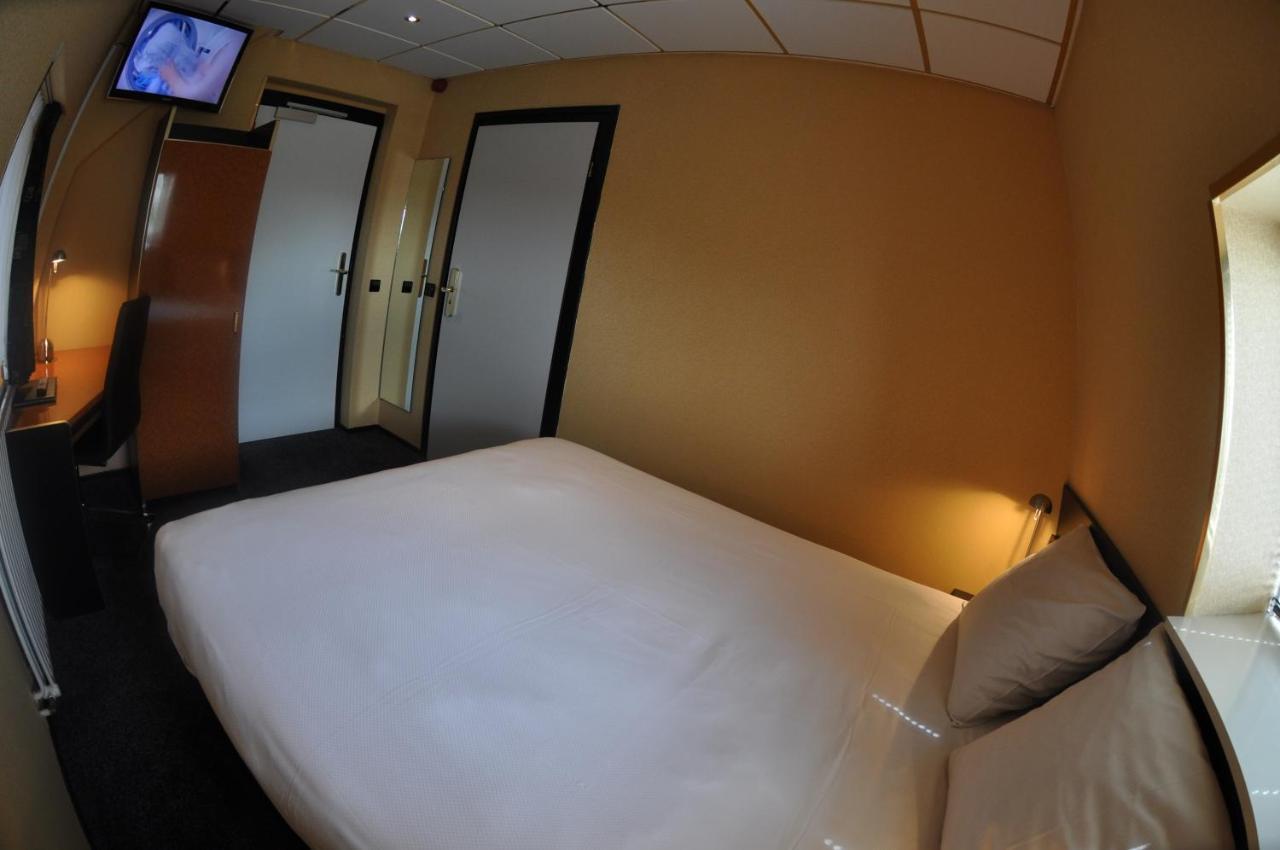 Budget Hotel Le Beau Rivage Middelburg Exteriör bild