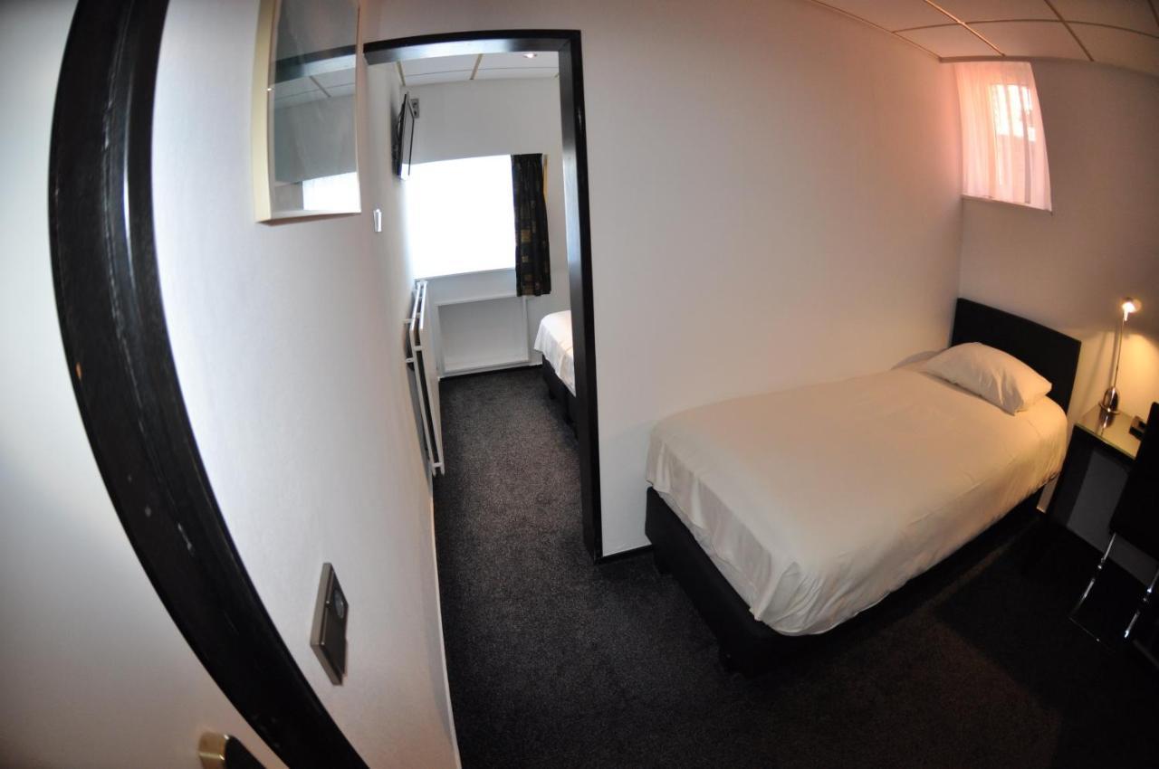 Budget Hotel Le Beau Rivage Middelburg Exteriör bild