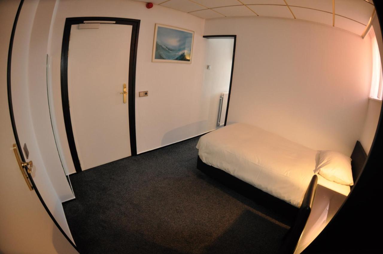 Budget Hotel Le Beau Rivage Middelburg Exteriör bild