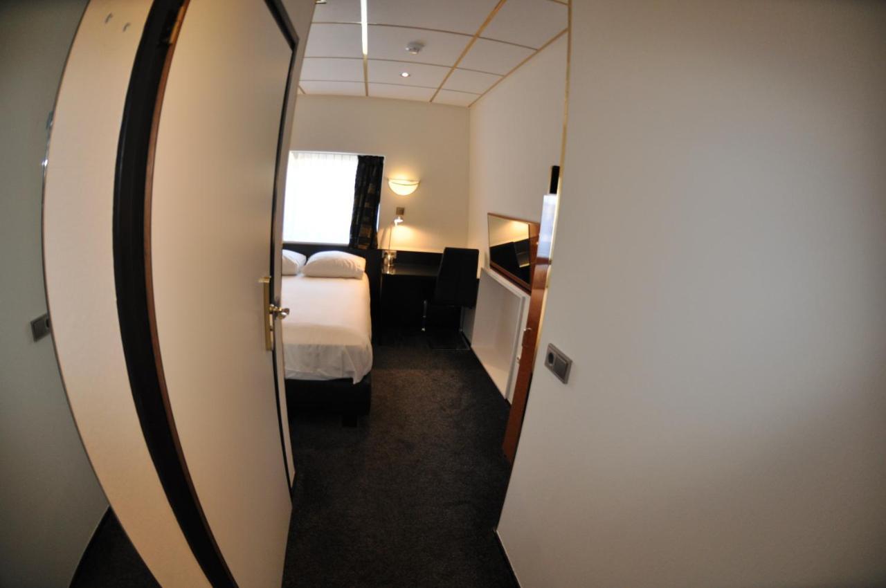 Budget Hotel Le Beau Rivage Middelburg Exteriör bild